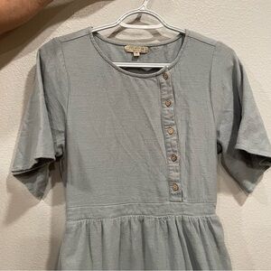 Polagram Dress. short Sleeve, light sage green, button, linen texture fabric